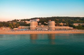 Гостиница Azalia Beach Hotel Balneo & SPA  Святой Константин И Елена 